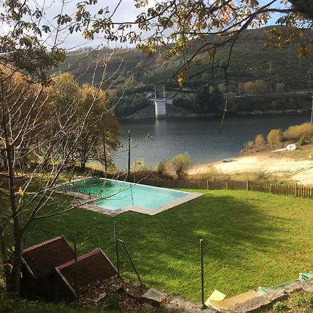 Casa Da Barragem Holiday home *